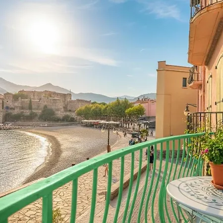 Petit Paradis , Le Charme De La Vieille Face A La * Collioure