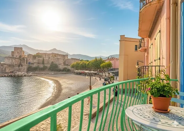 Petit Paradis , Le Charme De La Vieille Face A La * Collioure