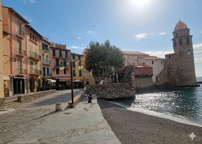 Apartman Petit Paradis , Le Charme De La Vieille Face A La *
